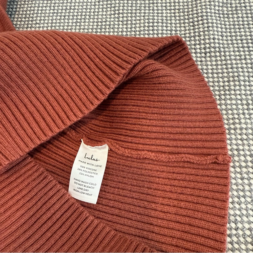Lulus Everyone's a Winter Rust Brown Short Sleeve Seamed Sweater Top XL - Picture 9 of 11